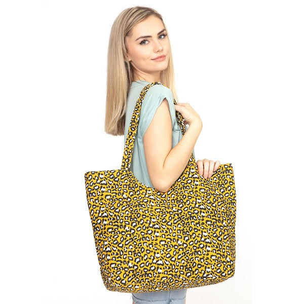 IN THE JUNGLE TOTE BAG - YELLOW