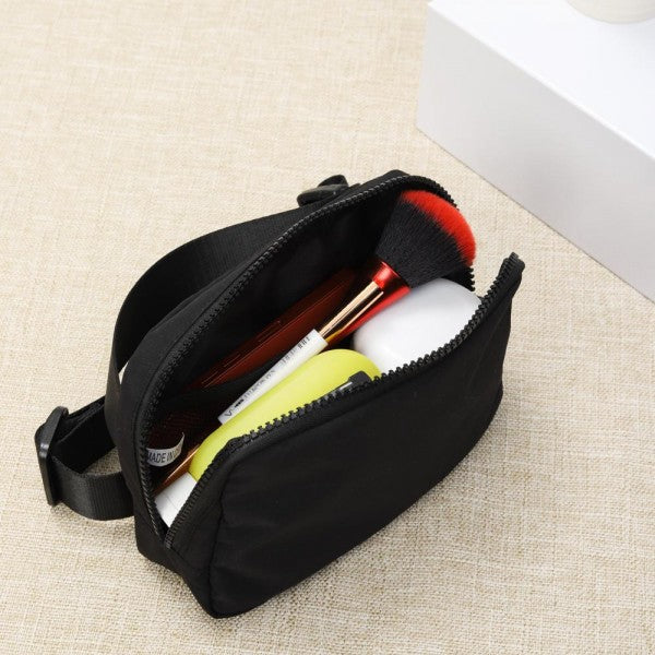 EVERYWHERE BELT BAG - BLACK